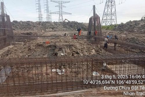 Thi công xuyên lễ đưa dự án đường dây 220kV NMĐ Nhơn Trạch 3 - rẽ Mỹ Xuân - Cát Lái về đích