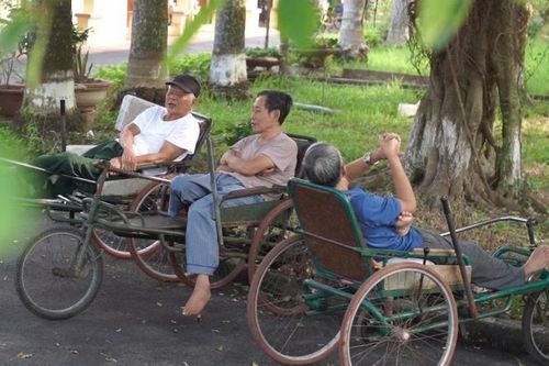 Trách nhiệm và nghĩa tình với người có công