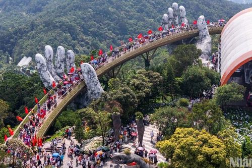 Du lịch Đà Nẵng thu hơn 2.426 tỷ đồng trong dịp lễ 30/4,1/5