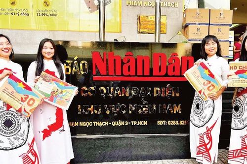 Báo Nhân Dân tái hiện lịch sử qua công nghệ tương tác