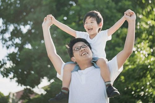 Lời khuyên giúp cha mẹ kiên nhẫn khi nuôi dạy con