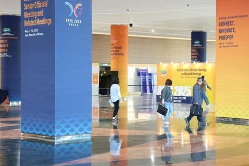 Hội nghị quan chức cấp cao APEC lần thứ 2 diễn ra ở đảo Jeju, Hàn Quốc