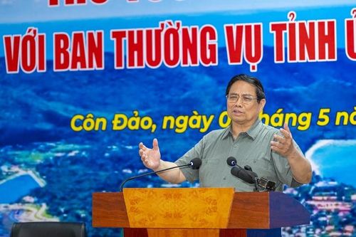 Thủ tướng: Xây dựng Côn Đảo 'sáng - xanh - sạch - đẹp', giữ vai trò tiền tiêu về quốc phòng, an ninh