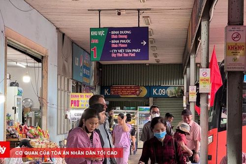 Bến xe, sân bay TP.HCM trong ngày cuối kỳ nghỉ lễ thông thoáng
