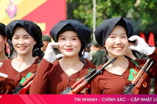 Chuyện chưa kể về những nữ dân quân Hà Tĩnh tham gia 'concert quốc gia'