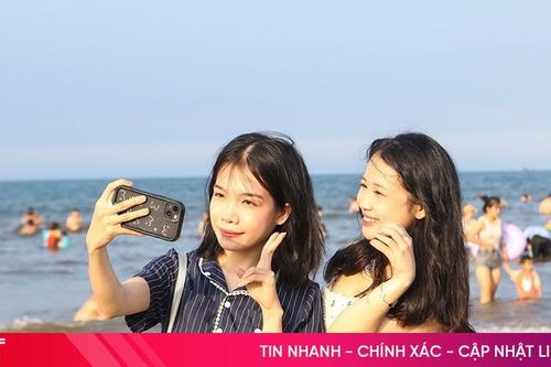 Hơn 734.000 lượt khách đến Hà Tĩnh trong dịp nghỉ lễ 30/4 và 1/5