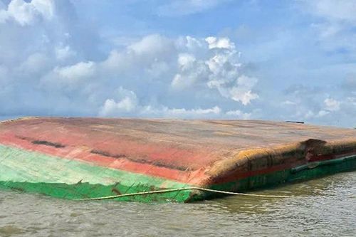 Thành phố Hồ Chí Minh: Va chạm tàu trên sông Soài Rạp, một thuyền viên mất tích