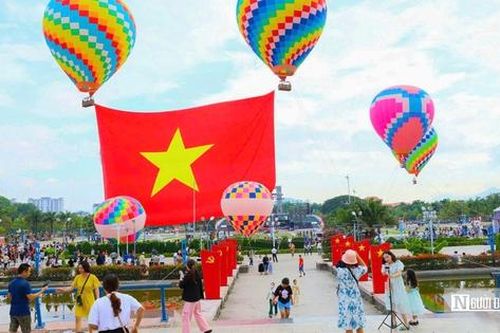 Khách quốc tế đến Ninh Thuận tăng 33,3% dịp lễ 30/4 – 1/5
