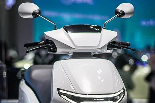 Cận cảnh 'Honda Lead phiên bản chạy điện' sắp lên kệ tại Việt Nam
