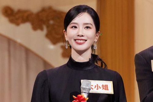 Lưu Thi Thi: 'Tiểu Lưu Diệc Phi' không thể vượt qua bản chính?