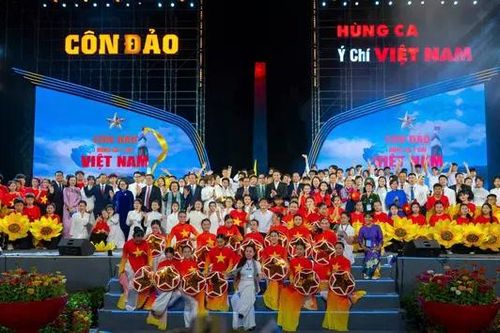 Tri ân các anh hùng liệt sĩ tại Côn Đảo