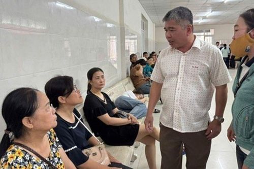 Người mẹ ngất lịm trước tin con 8 tuổi tử vong sau tai nạn mô tô nước tại Bình Định