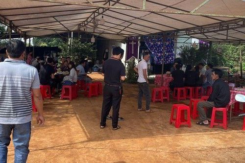 Vụ 3 mẹ con tử vong trong căn nhà khóa trái ở Gia Lai: Phát hiện chai thuốc diệt cỏ ở hiện trường, camera tiết lộ hình ảnh gì?