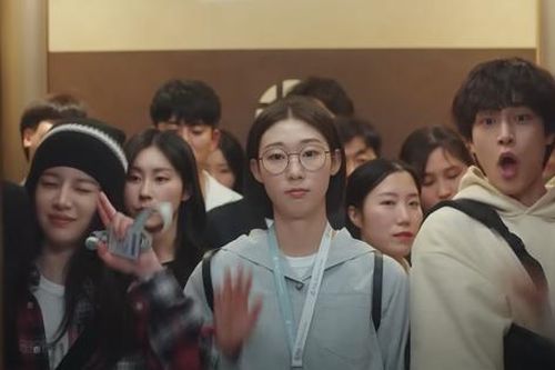 Resident Playbook tập 9, 10: Yi Young, Sa Bi phát bực vì 'tiền bối', Jae Il gặp fan