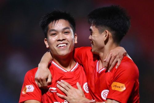 Thể Công Viettel chờ cú 'lội ngược dòng'