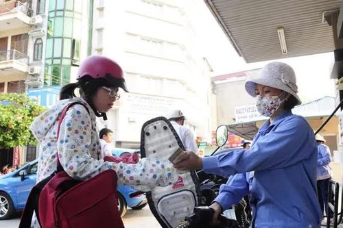 Giá xăng giảm nhỏ giọt, chưa đến 100 đồng/lít từ chiều nay 5/5