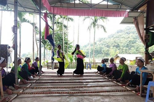 Nà Phòn - Chốn bình yên đánh thức yêu thương