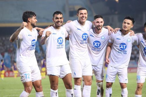 Nhóm cuối V-League 'nóng' như lửa