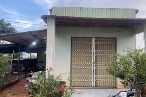 Nghi án mẹ đầu độc 2 con nhỏ rồi treo cổ tự vẫn