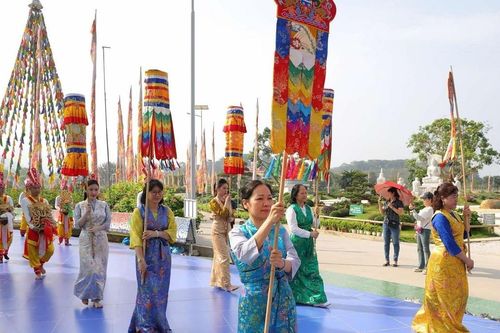 Xem các hoạt động mừng Đại lễ Vesak tại công trình tâm linh đặc biệt ở Vĩnh Phúc