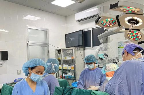 Thiếu nữ mắc u não hiếm gặp do hội chứng di truyền gây rối loạn mạch máu