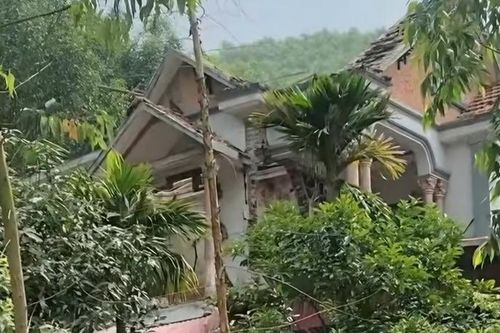 Nổ lớn ngôi nhà 2 tầng Thái Nguyên, 4 người thương vong