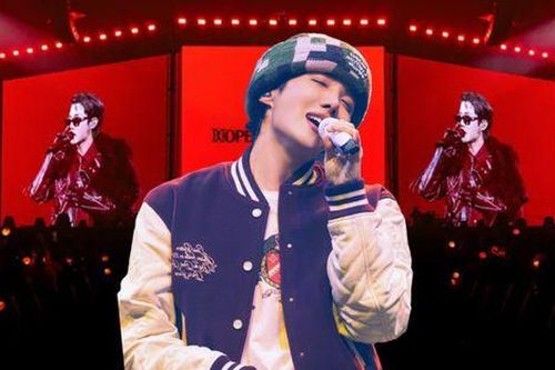 Hành động gây tranh cãi của một khán giả khi giao lưu với J-Hope trong concert