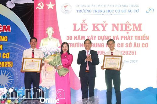 Trường THCS Âu Cơ kỷ niệm 30 năm xây dựng và phát triển