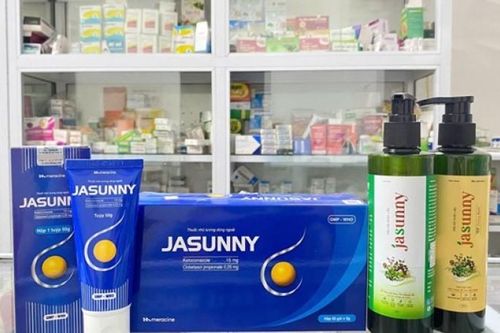 Dầu gội trị gàu, nấm da đầu cho nam giới nào tốt?