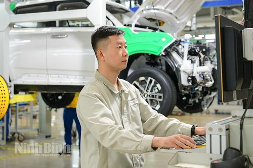 Khơi nguồn sáng tạo trong công nhân, người lao động