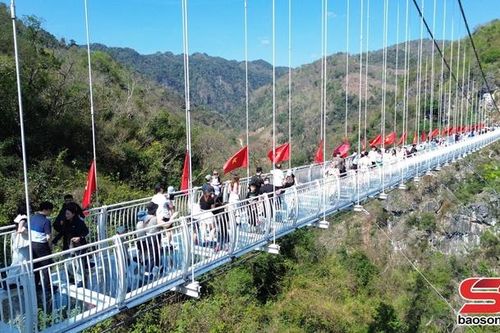 Sơn La đón 220.000 lượt khách du lịch trong kỳ nghỉ lễ 30/4 và 1/5