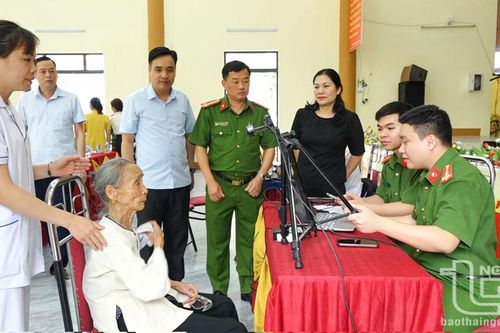 Phú Lương: Thu thập mẫu ADN cho 19 thân nhân liệt sĩ chưa xác định được danh tính
