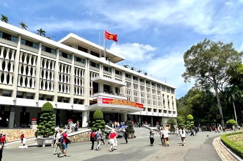 TP HCM đón lượng khách kỷ lục dịp nghỉ lễ 30/4 - 1/5