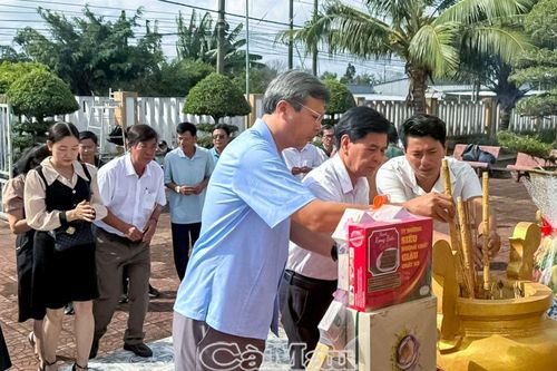 Tự hào xã anh hùng
