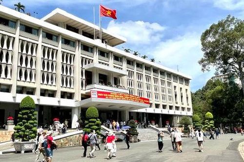 Du lịch dịp 30/4 - 1/5: Đón 10,5 triệu lượt khách, bùng nổ doanh thu