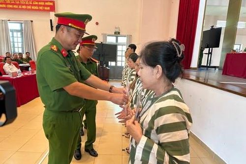 'Cảm ơn Đảng và Nhà nước đã cho chúng tôi cơ hội sửa chữa sai lầm'