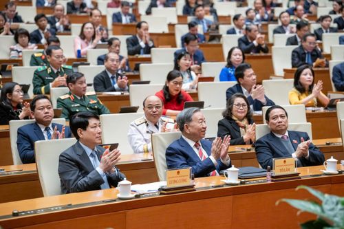 Quốc hội khai mạc Kỳ họp thứ 9, xem xét sửa Hiến pháp, sáp nhập tỉnh