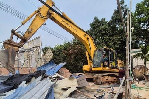 Tin tức đặc biệt trên báo in Hànôịmới ngày 5-5-2025