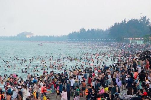 Nghệ An thu gần 2.000 tỷ đồng trong dịp lễ 30/4 – 1/5