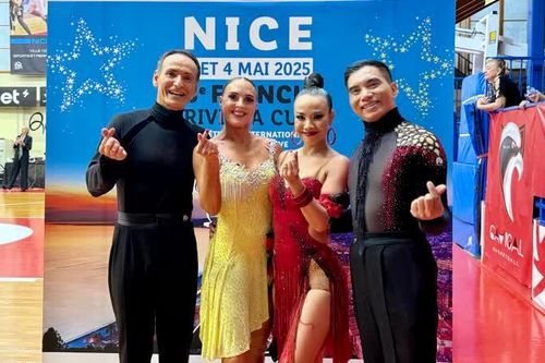 Cặp đôi dancesport Việt Nam lot Top xuất sắc nhất thế giới lứa tuổi trung niên