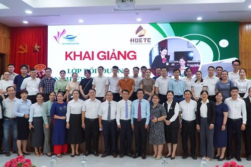 Nâng cao chất lượng nguồn nhân lực phục vụ Năm Du lịch quốc gia - Huế 2025