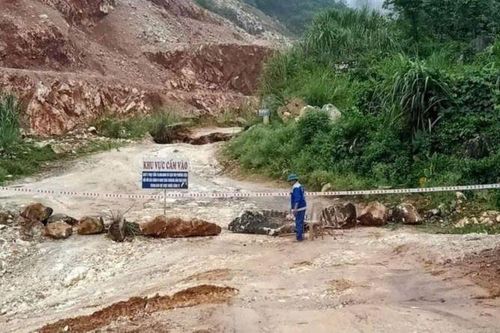 Người phụ nữ bị đất đá vùi lấp, tử vong khi mót quặng thiếc