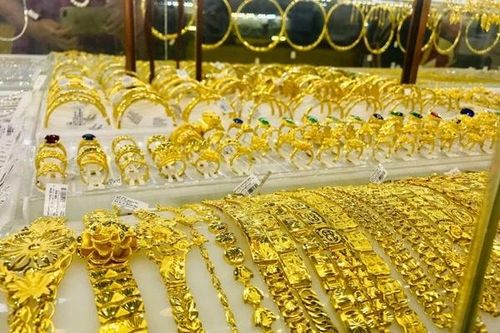 Giá vàng hôm nay 06/05: Quay đầu tăng dữ dội?