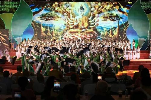 Đêm nghệ thuật 'Vesak thiêng liêng': Lan tỏa tinh thần hòa bình-từ bi-trí tuệ của Đức Phật