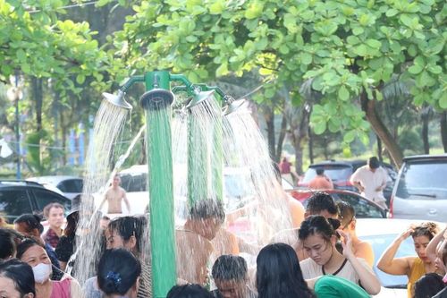Yêu cầu chấn chỉnh tồn tại, hạn chế ở bãi biển Cửa Lò