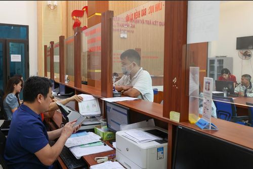 Bộ Nội vụ: Hai năm gần đây, tình trạng công chức nghỉ việc giảm mạnh