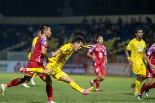 Chiêm ngưỡng 'siêu phẩm' V-League của sao mai Thanh Hóa