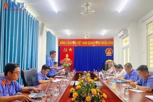 VKSND huyện Mỹ Xuyên tổ chức hội nghị chuyên đề về án dân sự