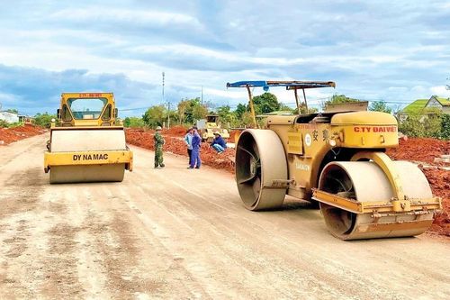 Tháo gỡ các 'điểm nghẽn' về giao thông