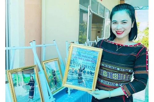 Lan tỏa tình yêu thổ cẩm